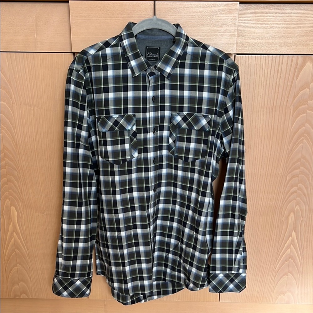 7 Diamonds Men's Plaid Shirt - Green and Black